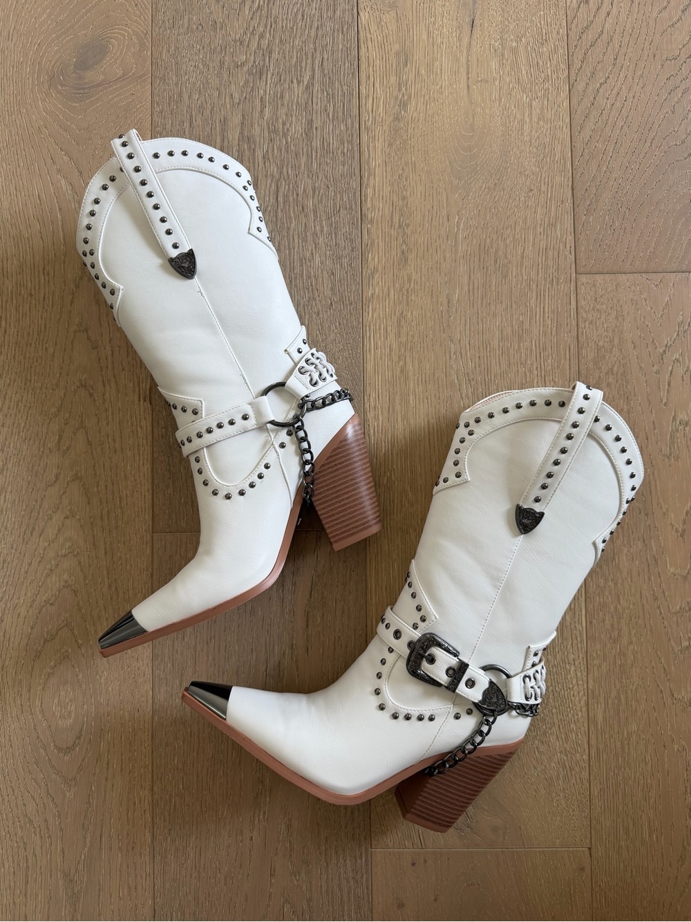 Azalea Wang OSBORN White Western Bootie Boots - Picture 9 of 16
